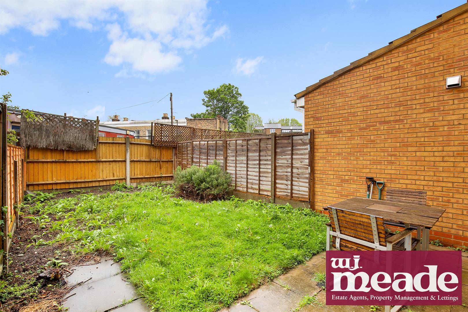 3 bed property in Swaton Road, Bow, London